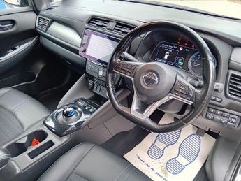 Nissan Leaf 40kWh N-Connecta Auto 5dr