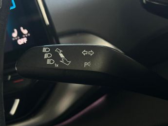 Volkswagen ID.4 Pro Performance 77kWh Life Auto 5dr