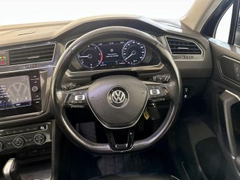 Volkswagen Tiguan 2.0 TDI SEL DSG Euro 6 (s/s) 5dr