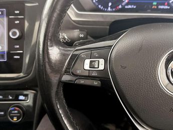 Volkswagen Tiguan 2.0 TDI SEL DSG Euro 6 (s/s) 5dr