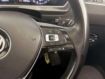 Volkswagen Tiguan 2.0 TDI SEL DSG Euro 6 (s/s) 5dr