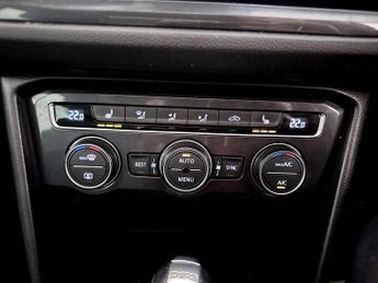 Volkswagen Tiguan 2.0 TDI SEL DSG Euro 6 (s/s) 5dr