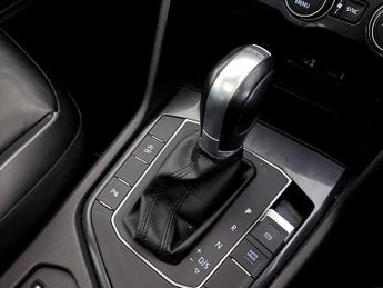 Volkswagen Tiguan 2.0 TDI SEL DSG Euro 6 (s/s) 5dr