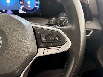 Volkswagen Golf 1.5 eTSI MHEV Style DSG Euro 6 (s/s) 5dr