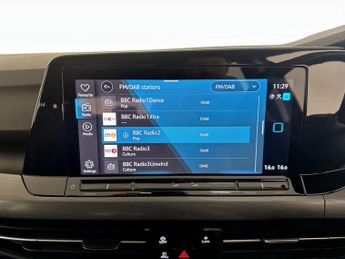 Volkswagen Golf 1.5 eTSI MHEV Style DSG Euro 6 (s/s) 5dr