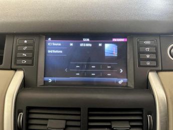 Land Rover Discovery Sport 2.0 TD4 HSE Auto 4WD Euro 6 (s/s) 5dr