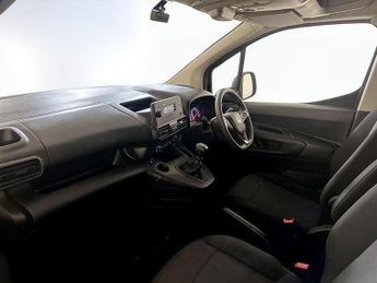 Vauxhall Combo 1.5 Turbo D 2300 Dynamic L2 H1 Euro 6 6dr