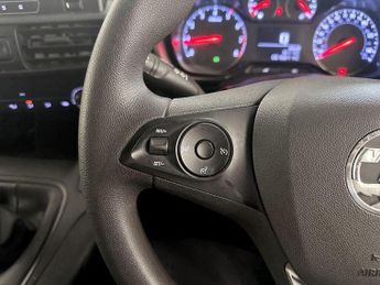 Vauxhall Combo 1.5 Turbo D 2300 Dynamic L2 H1 Euro 6 6dr