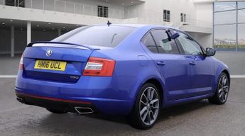 SKODA OCTAVIA 2.0 TDI vRS Hatchback 5dr Diesel DSG Euro 6 (s/s) (SNav) (184 ps