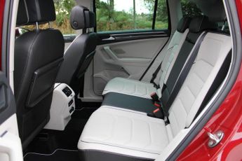 Volkswagen Tiguan 2.0 TSI SEL DSG 4Motion Euro 6 (s/s) 5dr