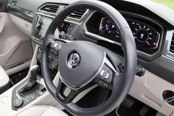 Volkswagen Tiguan 2.0 TSI SEL DSG 4Motion Euro 6 (s/s) 5dr