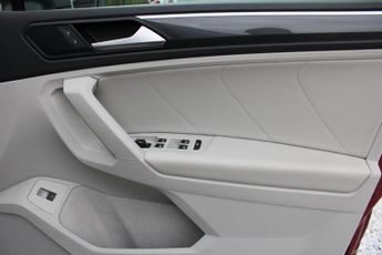 Volkswagen Tiguan 2.0 TSI SEL DSG 4Motion Euro 6 (s/s) 5dr