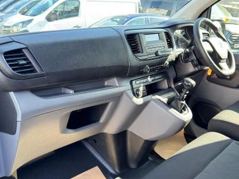 Toyota PROACE Verso 1.5D Medium MPV MWB Euro 6 (s/s) 6dr (9 Seat)