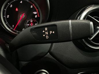 Mercedes-Benz GLA 2.1 GLA220d AMG Line 7G-DCT 4MATIC Euro 6 (s/s) 5dr
