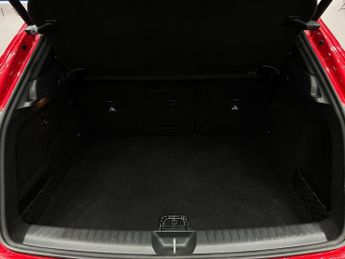 Mercedes-Benz GLA 2.1 GLA220d AMG Line 7G-DCT 4MATIC Euro 6 (s/s) 5dr