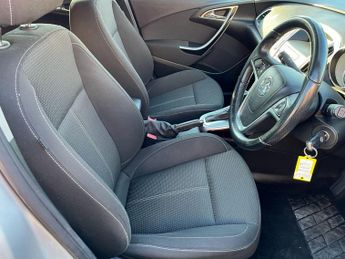 Vauxhall Astra 2.0 CDTi SRi Sports Tourer Auto Euro 5 5dr