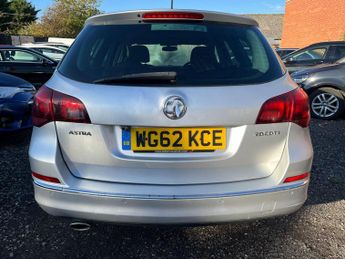 Vauxhall Astra 2.0 CDTi SRi Sports Tourer Auto Euro 5 5dr