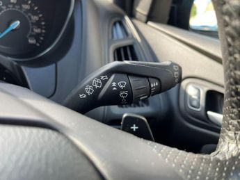 Ford Focus 1.5 TDCi ST-Line Powershift Euro 6 (s/s) 5dr