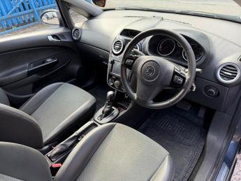 Vauxhall Corsa 1.4i 16v Design 5dr (a/c)