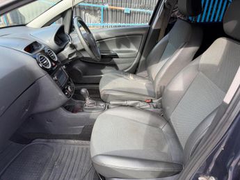Vauxhall Corsa 1.4i 16v Design 5dr (a/c)
