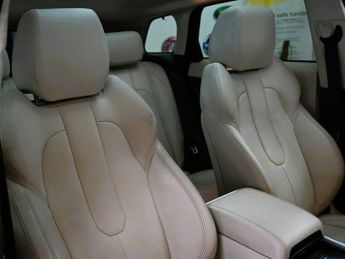 LAND ROVER RANGE ROVER EVOQUE 2.2 SD4 Dynamic SUV 5dr Diesel Auto 4WD Euro 5 (190 ps) +FREE 6 