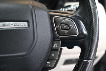 LAND ROVER RANGE ROVER EVOQUE 2.2 SD4 Dynamic SUV 5dr Diesel Auto 4WD Euro 5 (190 ps) +FREE 6 