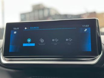 Peugeot 2008 1.2 PureTech Allure Premium + EAT Euro 6 (s/s) 5dr
