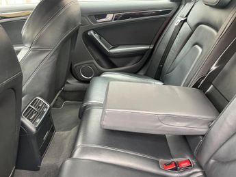 Audi A4 2.0 TDI Black Edition Plus S Tronic quattro Euro 5 (s/s) 4dr
