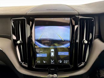 Volvo XC60 2.0h T8 Twin Engine 10.4kWh R-Design Pro Auto AWD Euro 6 (s/s) 5