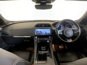 Jaguar F-PACE 2.0 D180 R-Sport Auto AWD Euro 6 (s/s) 5dr