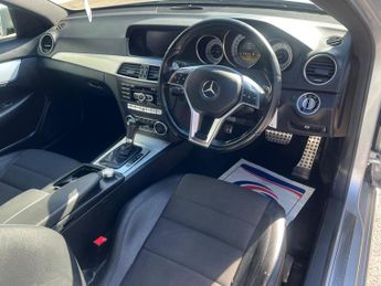 Mercedes-Benz C Class 1.8 C180 BlueEfficiency AMG Sport Edition 125 G-Tronic+ Euro 5 (