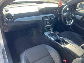 Mercedes-Benz C Class 1.8 C180 BlueEfficiency AMG Sport Edition 125 G-Tronic+ Euro 5 (