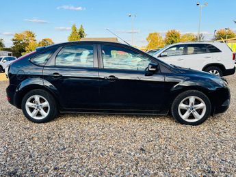 Ford Focus 1.6 Zetec 5dr