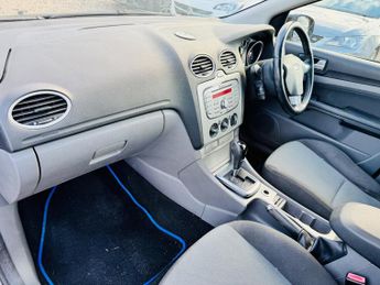 Ford Focus 1.6 Zetec 5dr