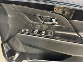 SsangYong Korando e-Motion 61.5kWh Ultimate Auto 5dr