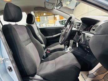 Toyota Corolla 1.6 VVT-i Colour Collection 5dr