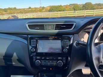Nissan Qashqai 1.2 DIG-T Tekna XTRON Euro 6 (s/s) 5dr