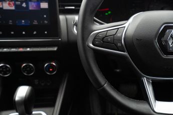 Renault Clio 1.0 TCe Iconic CVT A7 Euro 6 (s/s) 5dr