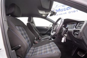 Volkswagen Golf 1.4 TSI 8.7kWh GTE DSG Euro 6 (s/s) 5dr