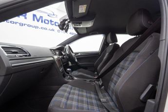 Volkswagen Golf 1.4 TSI 8.7kWh GTE DSG Euro 6 (s/s) 5dr