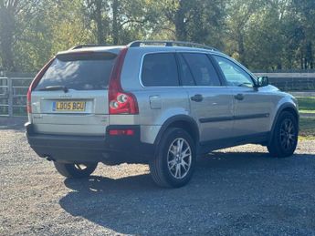 Volvo XC90 2.4 D5 SE Geartronic 5dr