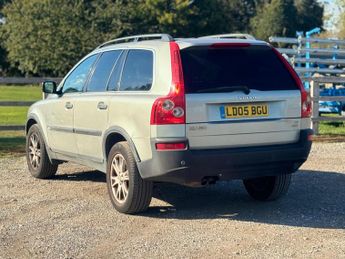 Volvo XC90 2.4 D5 SE Geartronic 5dr