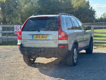 Volvo XC90 2.4 D5 SE Geartronic 5dr