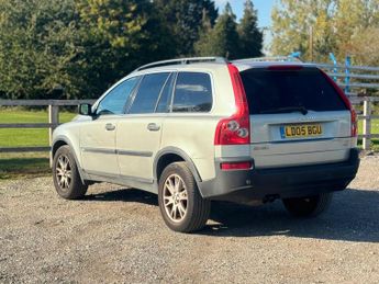 Volvo XC90 2.4 D5 SE Geartronic 5dr