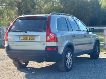 Volvo XC90 2.4 D5 SE Geartronic 5dr