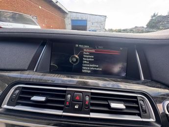 BMW 7 Series 3.0 730d M Sport Saloon 4dr Diesel Auto Euro 5 (s/s) (258 ps)