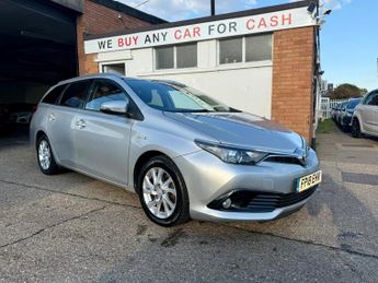 Toyota Auris 1.8 VVT-h Icon Tech Touring Sports CVT Euro 6 (s/s) 5dr