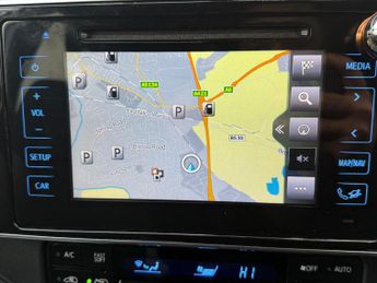 Toyota Auris 1.8 VVT-h Icon Tech Touring Sports CVT Euro 6 (s/s) 5dr