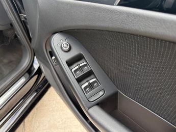 Audi A4 2.0 TDI Black Edition Multitronic Euro 5 (s/s) 4dr