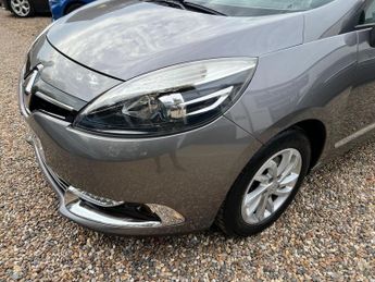 Renault Scenic 1.5 dCi Dynamique TomTom EDC Euro 5 5dr